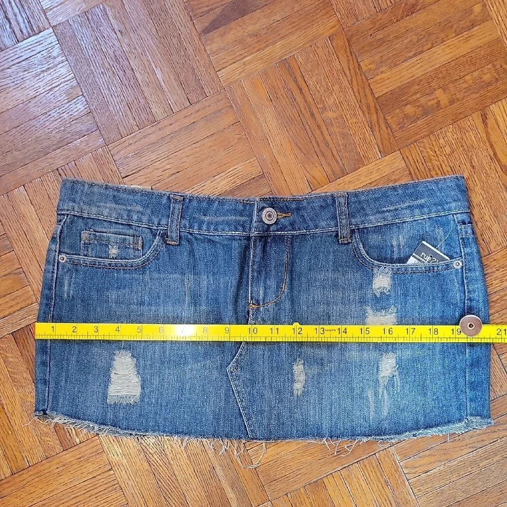 Rue21 Y2k Distressed Blue Denim Micro Mini Skirt Size 13/14 Deadstock